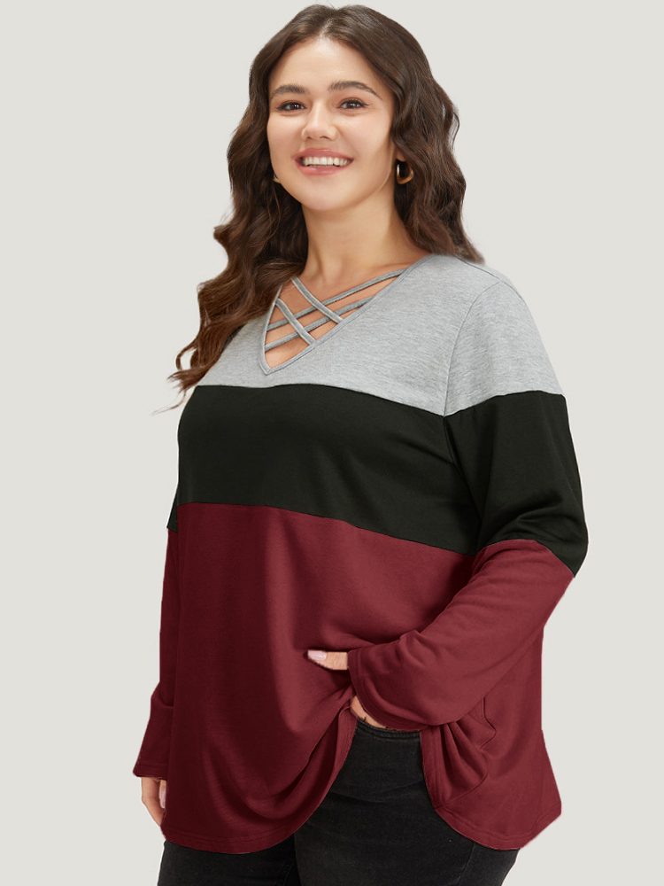 

Plus Size Colorblock Contrast Crisscross V Neck Sweatshirt Women Burgundy Casual Contrast V-neck Everyday Sweatshirts BloomChic