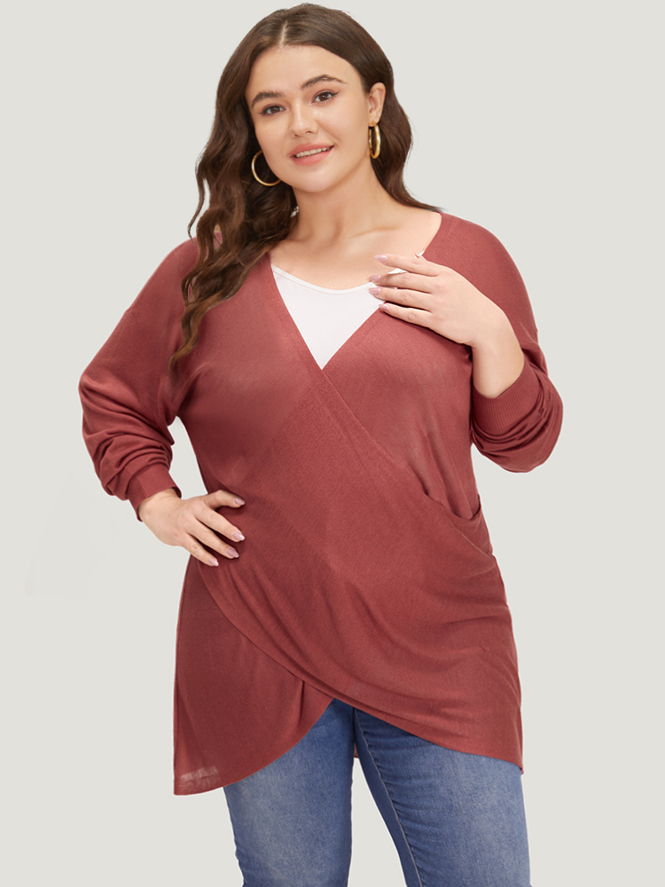 

Plus Size Supersoft Essentials Solid Crossover Elastic Cuffs Pullover Russet Women Casual Loose Long Sleeve V-neck Everyday Pullovers BloomChic