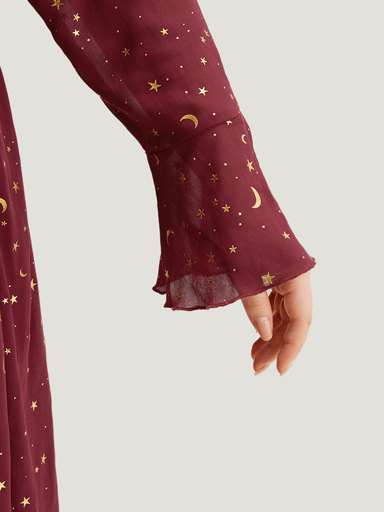 

Plus Size Moon & Star Glitter Surplice Neck Bell Sleeve Dress Burgundy Women Printed V-neck Long Sleeve Curvy Midi Dress BloomChic