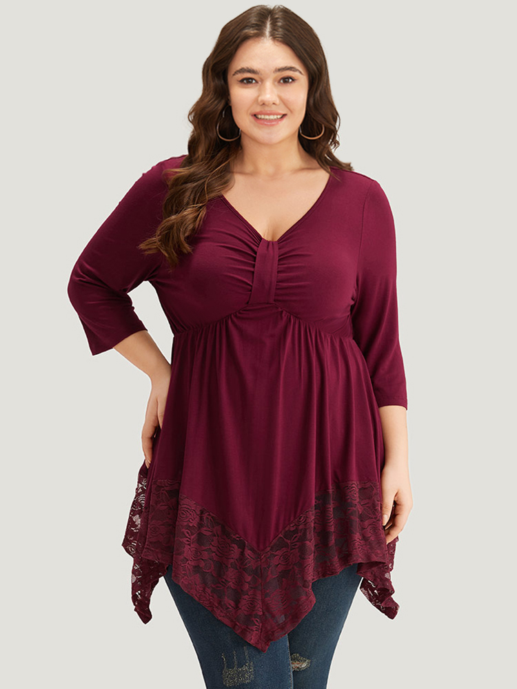 

Plus Size Plain Ruched Lace Patchwork Hanky Hem T-shirt Burgundy V-neck Elbow-length sleeve Elegant Jersey Tops