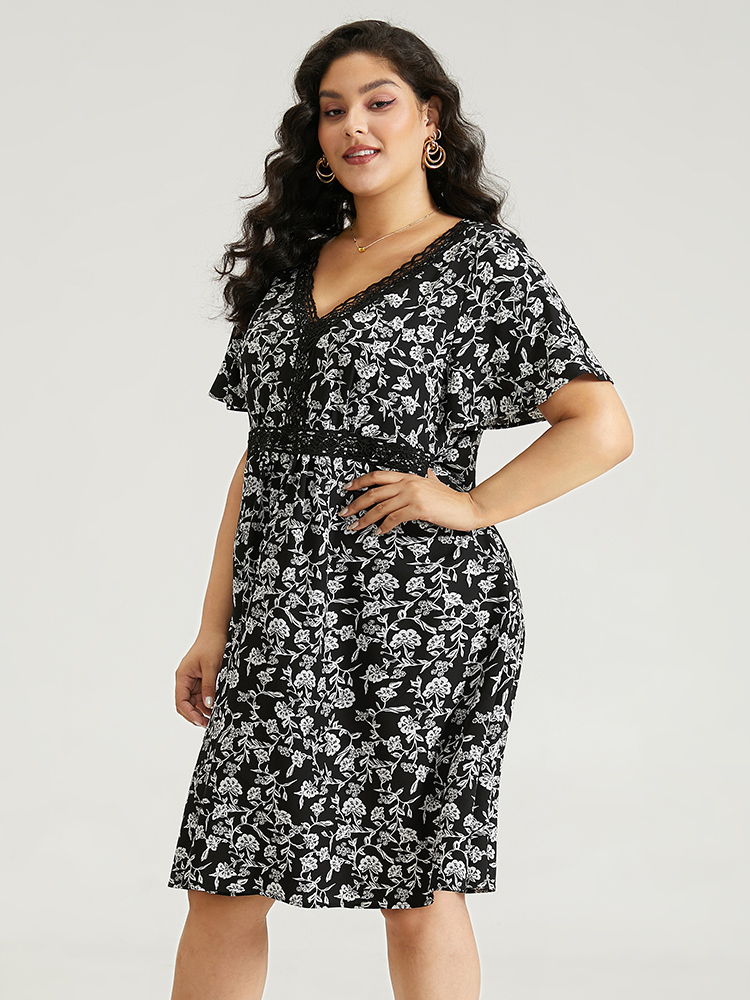 Plus Size Women Dailywear Plants Patchwork Regular Sleeve Short sleeve V-neck Pocket Elegant Dresses BloomChic 