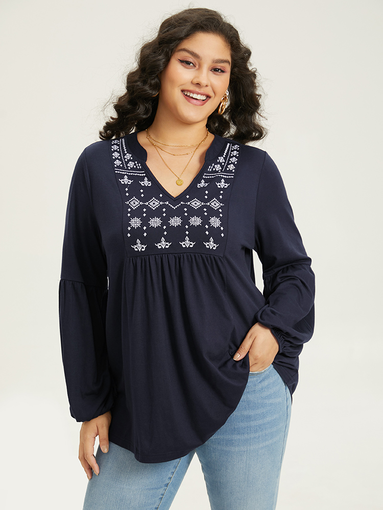 

Plus Size Floral Embroidered Notched Gathered T-shirt Indigo Notched collar Long Sleeve Elegant Jersey Tops