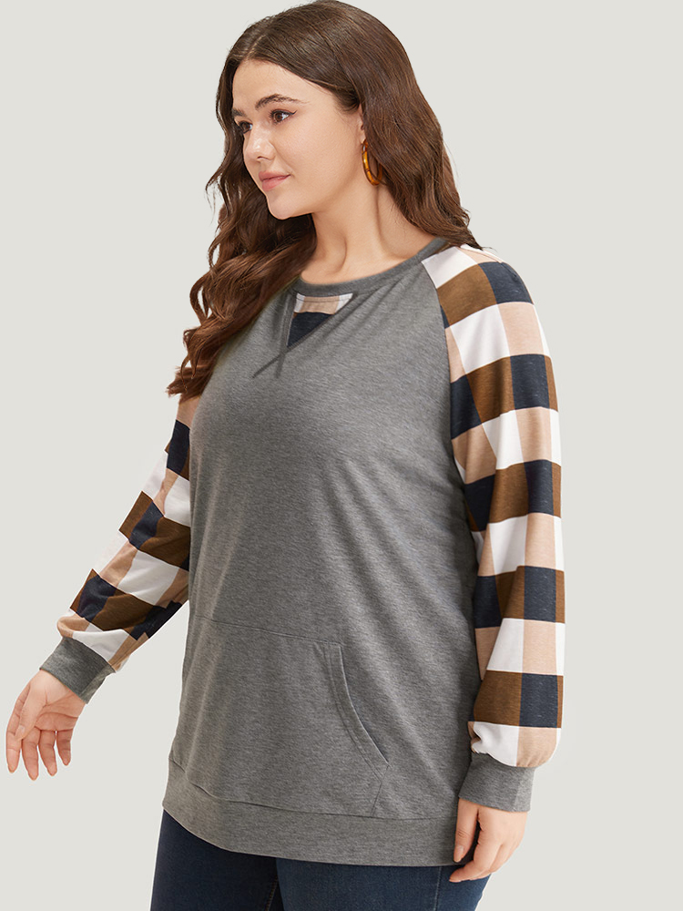 Plus Size Colorblock Contrast Pocket Stitch Sweatshirt Women Gray Casual Elastic cuffs Round Neck Dailywear Sweatshirts BloomChic 14-16/1X 