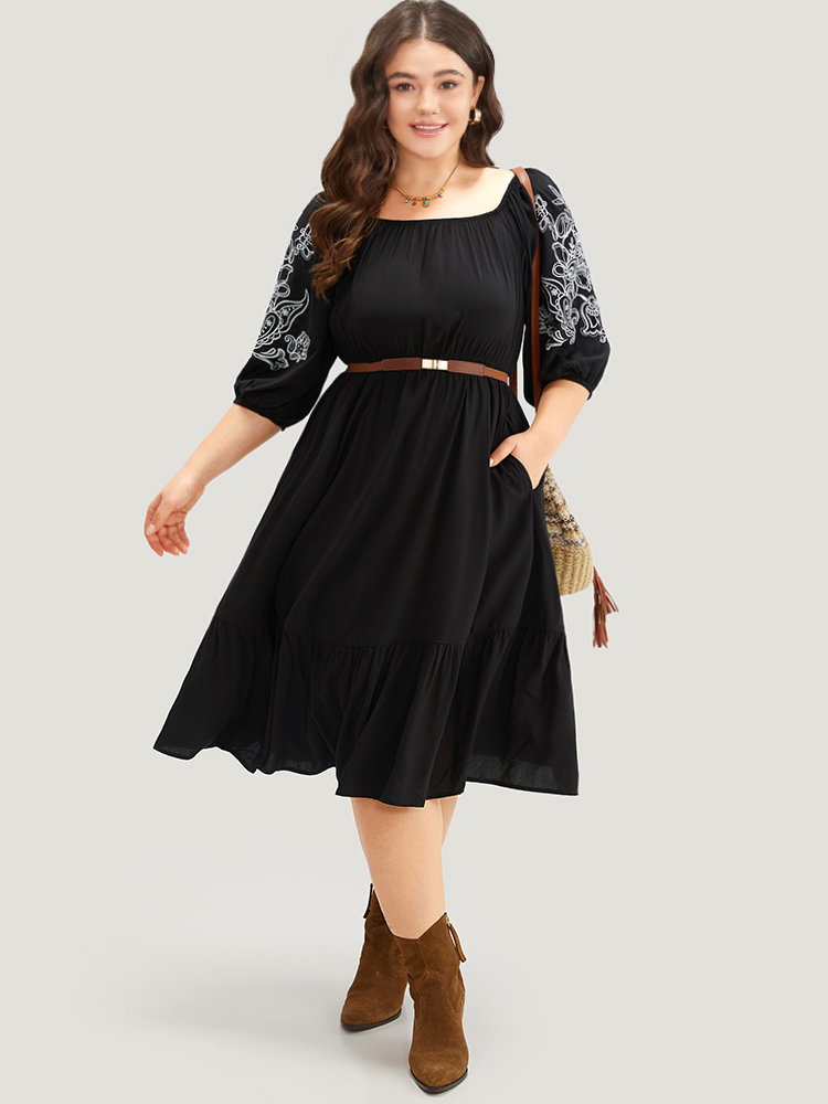 Plus Size Women Dailywear Graphic Gathered Lantern Sleeve Half Sleeve Square Neck Pocket Vacation Dresses BloomChic 