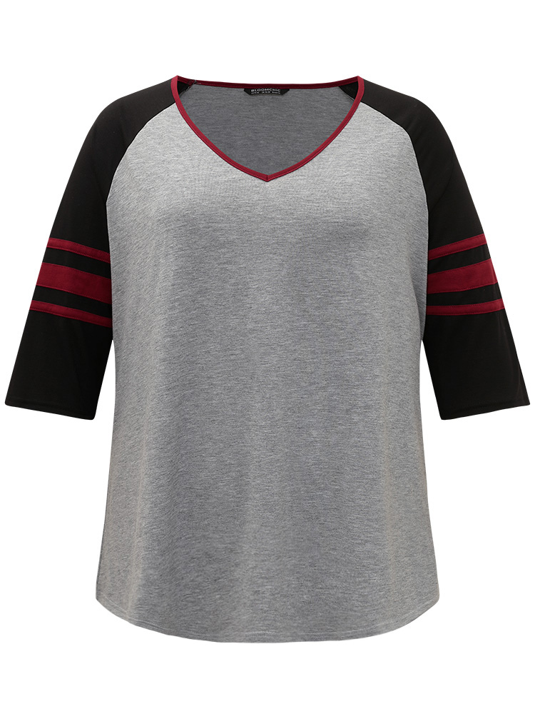 Plus Size Women Dailywear Striped Contrast Raglan sleeve Elbow-length sleeve V-neck Casual T-shirts BloomChic 