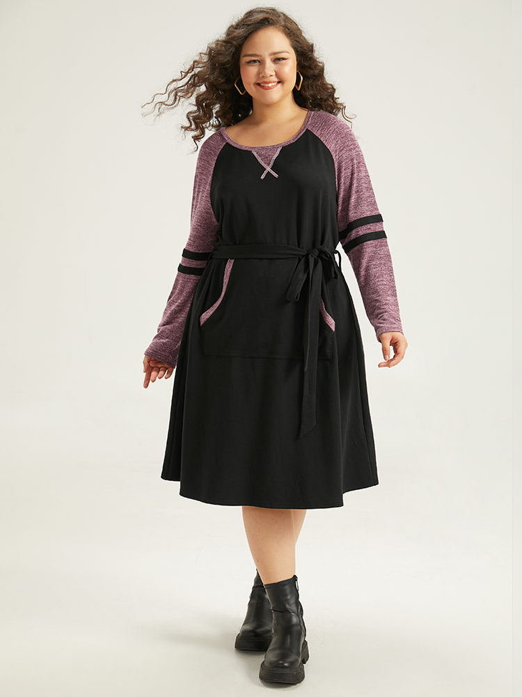 

Plus Size Stitch Pocket Striped Patchwork Raglan Sleeve Belted Dress Black Women Casual Belted Round Neck Long Sleeve Curvy Midi Dress BloomChic