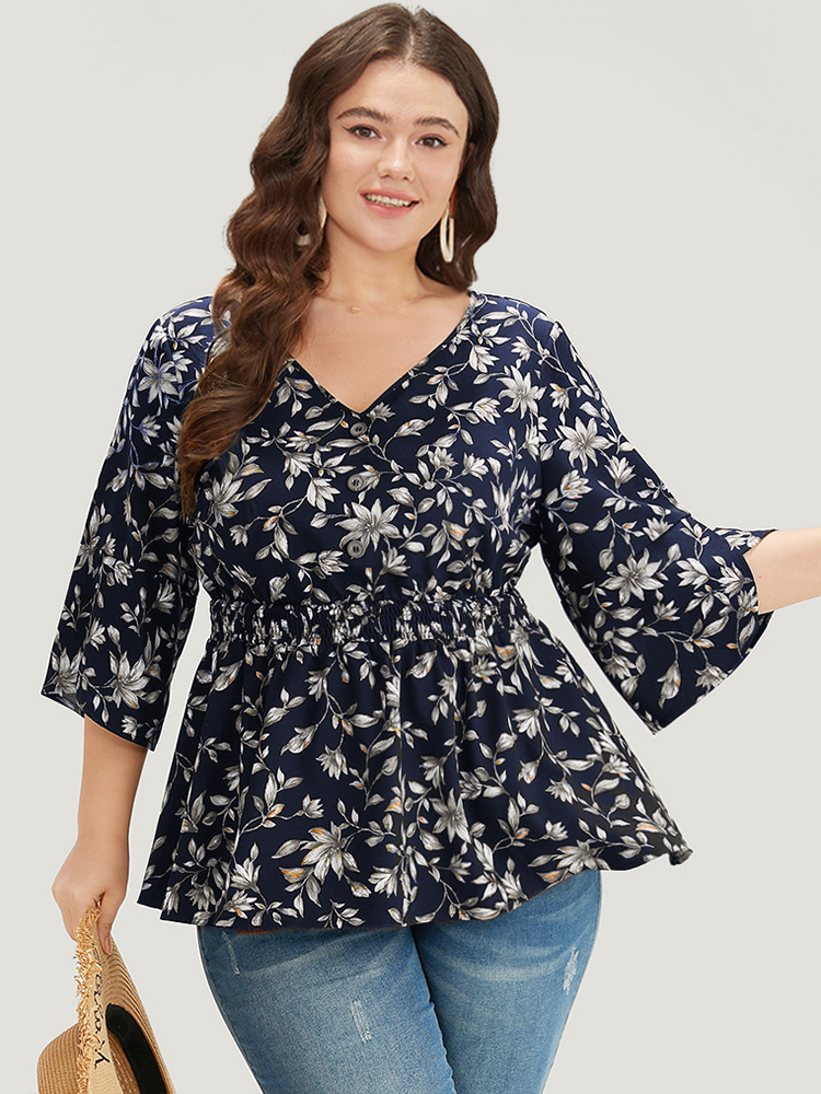 

Plus Size Indigo Floral Print Shirred Button Detail V Neck Petal Sleeve Blouse Women Vacation Half Sleeve V-neck Dailywear Blouses BloomChic