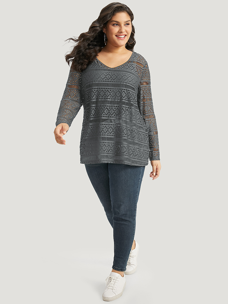 Plus Size Halloween Plain Geometric Eyelet V Neck T-shirt Gray Women Casual Plain Plain V-neck Festival-Halloween T-shirts BloomChic 28/5X 