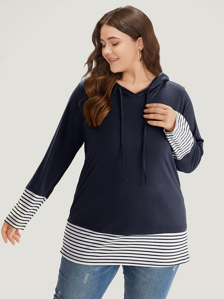 

Plus Size Striped Patchwork Hooded Drawstring T-shirt Navy Women Casual Patchwork Striped Hooded Dailywear T-shirts BloomChic