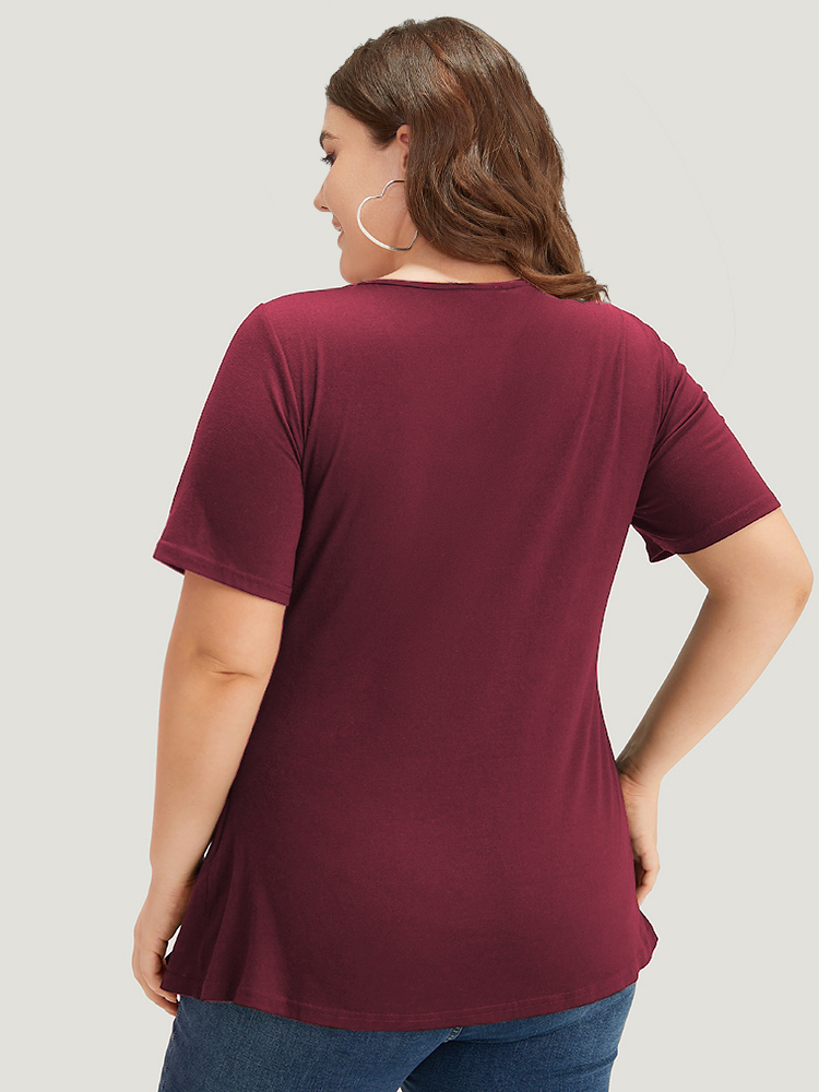 

Plus Size Plain Crisscross Ruched Button Detail Flutter Hem T-shirt Scarlet Square Neck Short sleeve Elegant Jersey Tops