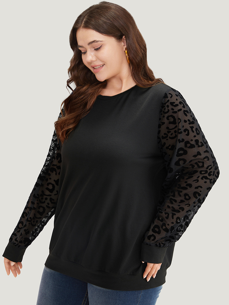 Plus Size Women Dailywear Leopard Elastic cuffs Regular Regular Sleeve Long Sleeve Round Neck Elegant Sweatshirts BloomChic 