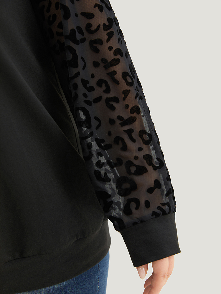 Plus Size Women Dailywear Leopard Elastic cuffs Regular Regular Sleeve Long Sleeve Round Neck Elegant Sweatshirts BloomChic 