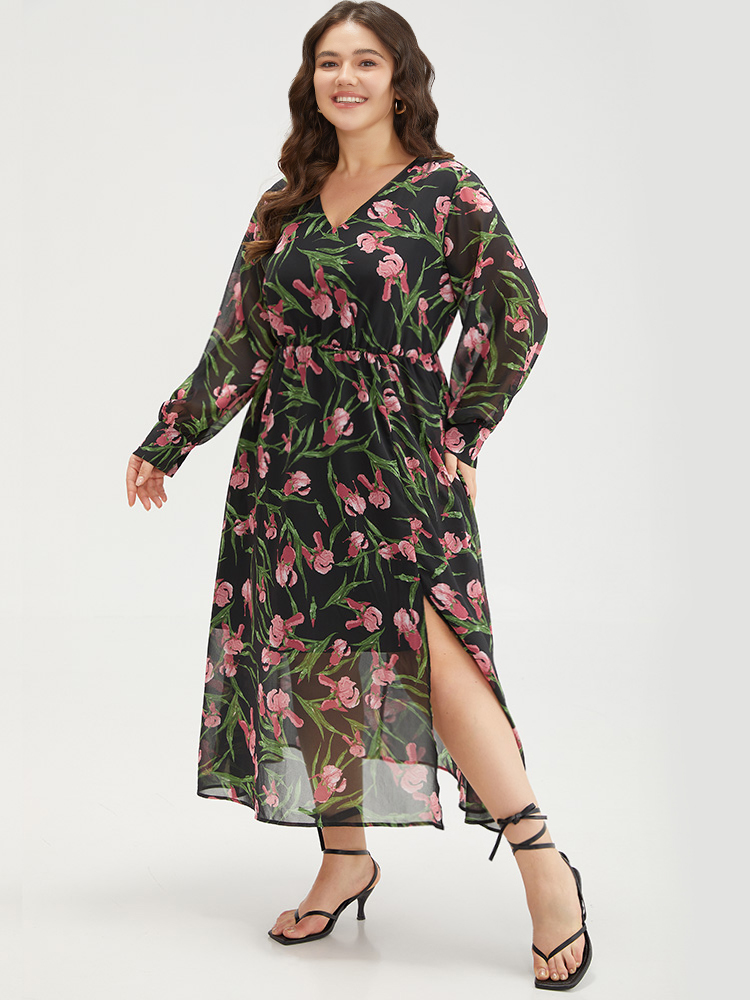 Plus Size Women Dailywear Floral Printed Regular Sleeve Long Sleeve V-neck Pocket Elegant Dresses BloomChic 