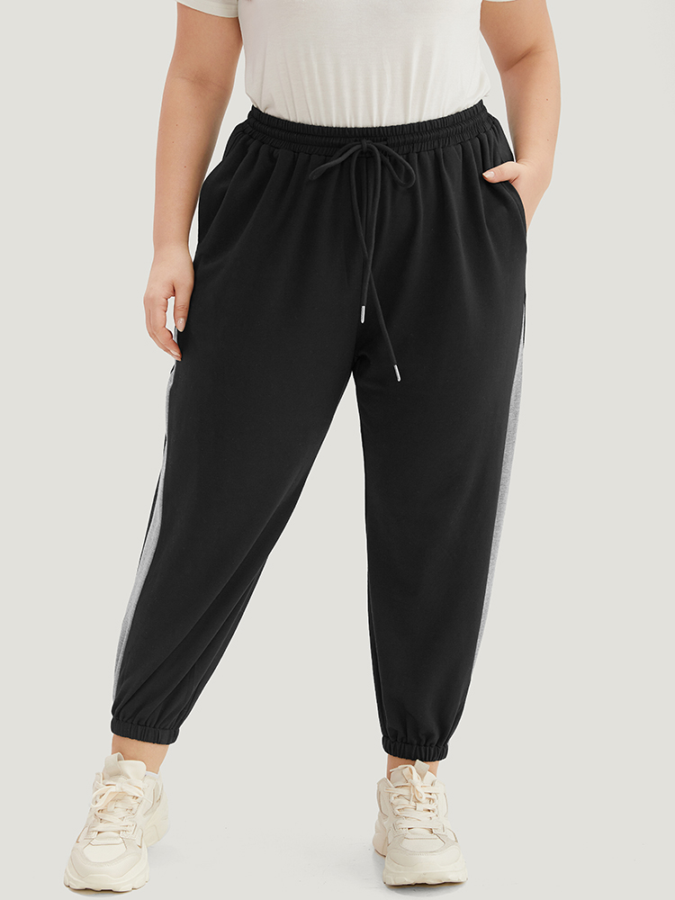 

Patchwork Contrast Drawstring Sweatpant Black Plus Size Women Casual Dailywear Contrast  Bloomchic
