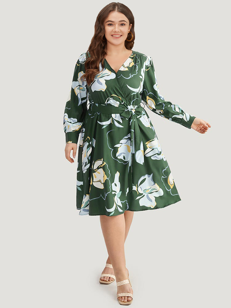 

Plus Size Floral Print Belted Long Sleeve Dress DarkGreen Women Vacation Belted V-neck Long Sleeve Curvy Midi Dress BloomChic