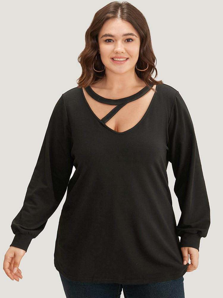 

Plus Size Solid Cut Out Sweatshirt Women Black Casual Plain Keyhole Cut-Out Dailywear Sweatshirts BloomChic