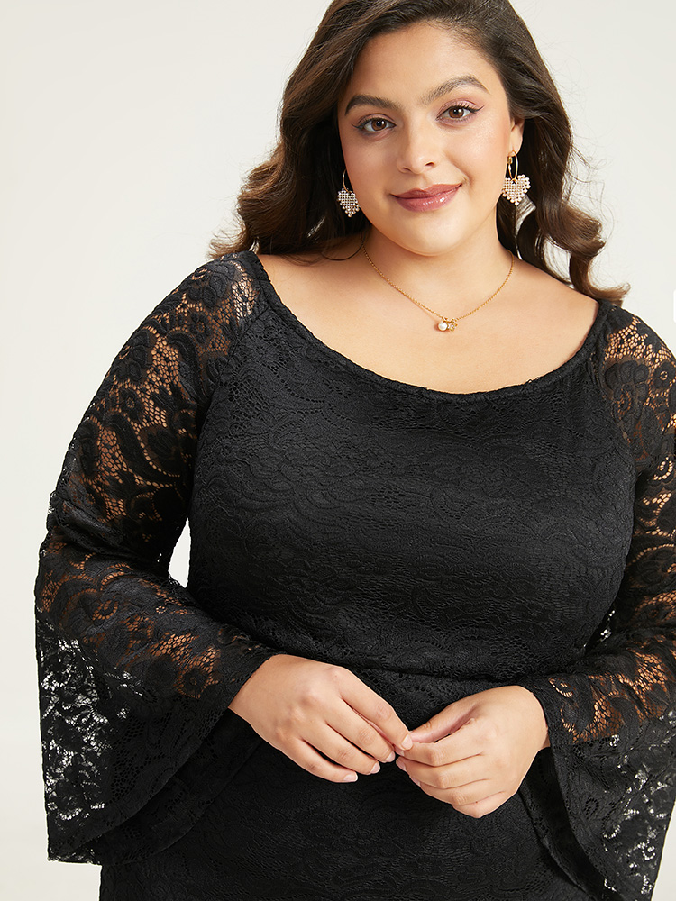 

Plus Size Plain Crochet Lace Mesh Bell Sleeve Dress Black Women Glamour Plain Scoop Neck Long Sleeve Curvy Knee Dress BloomChic