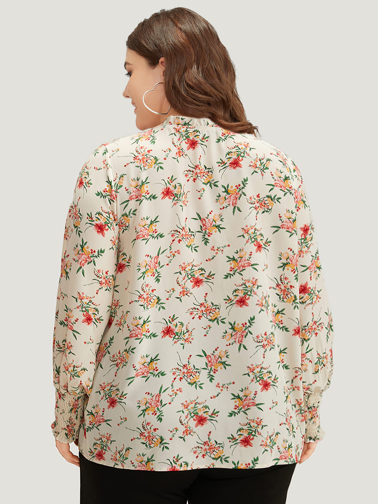 Plus Size Women Dailywear Ditsy Floral Elastic cuffs Lantern Sleeve Long Sleeve Round Neck Elegant Blouses BloomChic 