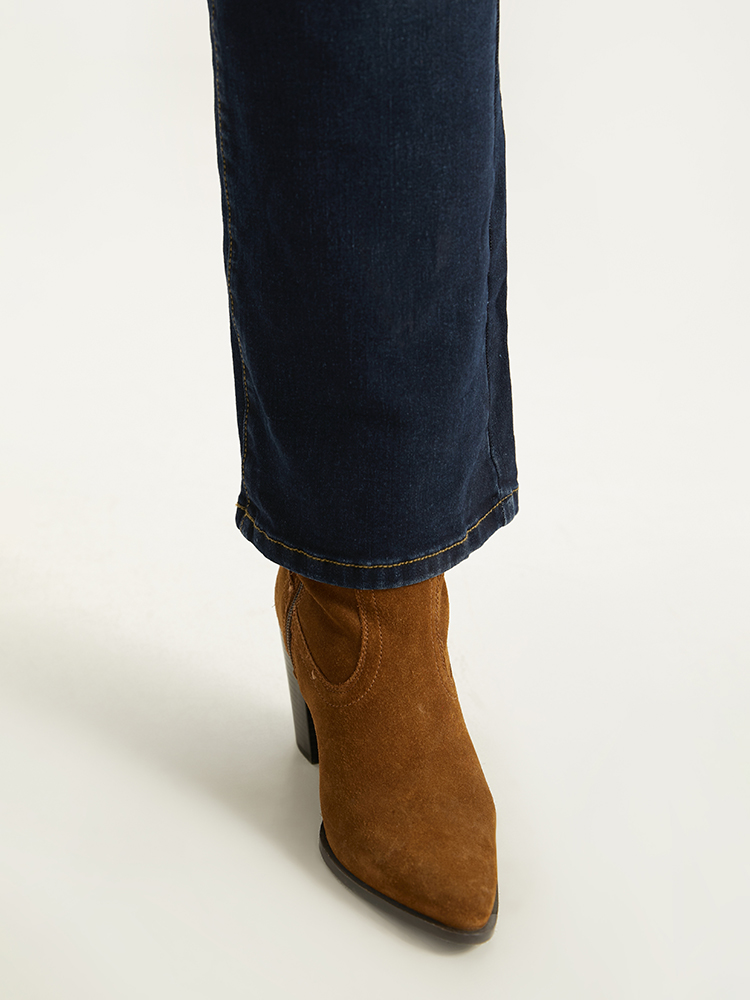 Plus Size Women Everyday Plain High stretch Straight Leg Dark Wash Casual Jeans BloomChic 