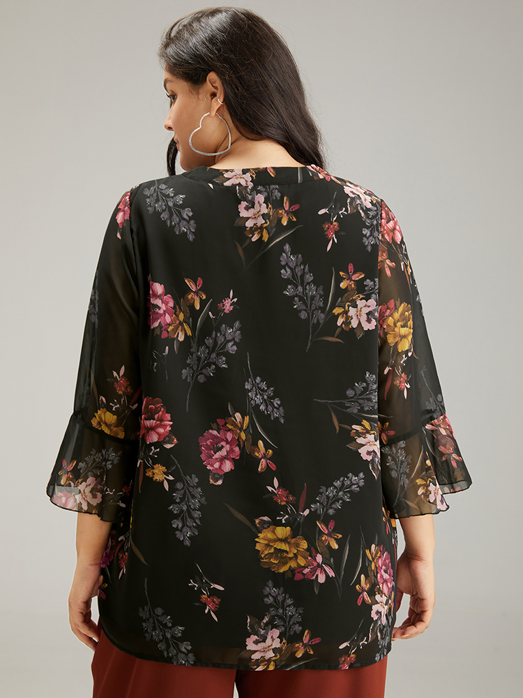 Plus Size Women Dailywear Floral Lined Ruffle Sleeve Long Sleeve V-neck Elegant Blouses BloomChic 
