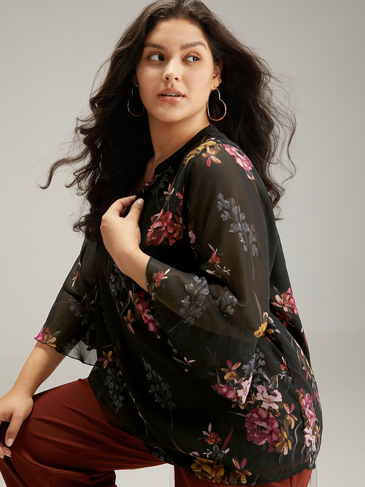 

Plus Size Black Floral Mesh Ruffle Sleeve Blouse Women Elegant Long Sleeve V-neck Dailywear Blouses BloomChic