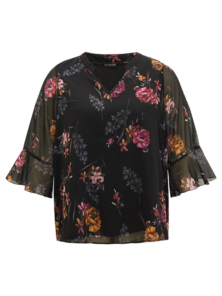 Plus Size Women Dailywear Floral Lined Ruffle Sleeve Long Sleeve V-neck Elegant Blouses BloomChic 