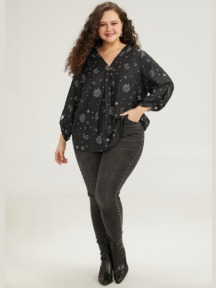 Plus Size Black Halloween Moon & Star Print Pleated Tab Sleeve Blouse Women Elegant Elbow-length sleeve V-neck Festival-Halloween Blouses BloomChic 10/M 