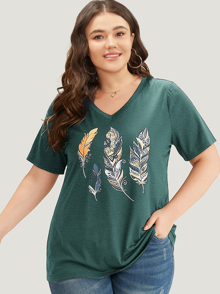 

Plus Size Feather Print V Neck T-shirt Teal Women Casual Printed Art&design Dailywear T-shirts BloomChic