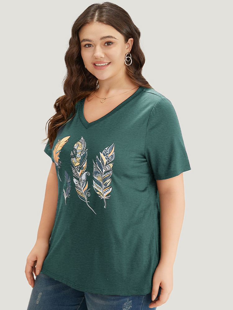 

Plus Size Feather Print V Neck T-shirt Teal Women Casual Printed Art&design Dailywear T-shirts BloomChic