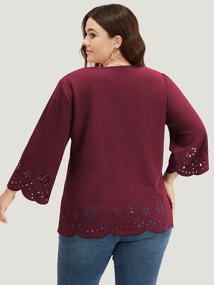 

Plus Size Plain Laser Cut Scalloped Trim T-shirt Burgundy V-neck Elbow-length sleeve Elegant Jersey Tops