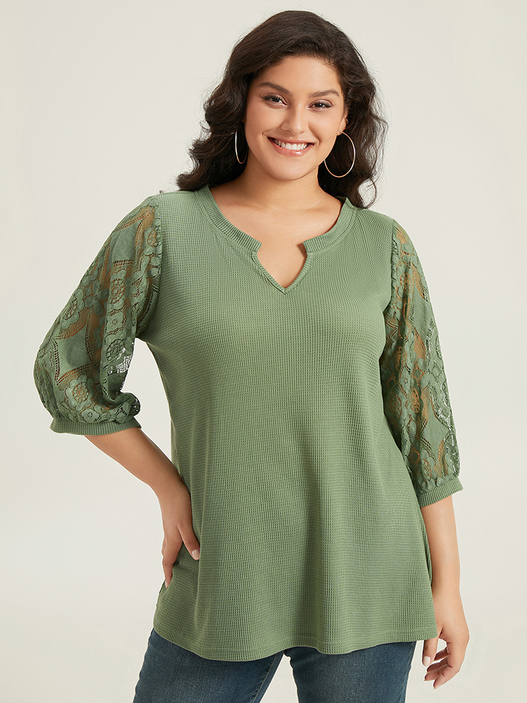 

Plus Size Plain Lace Patchwork Notched T-shirt Green Women Elegant Plain Plain Notched collar Dailywear T-shirts BloomChic