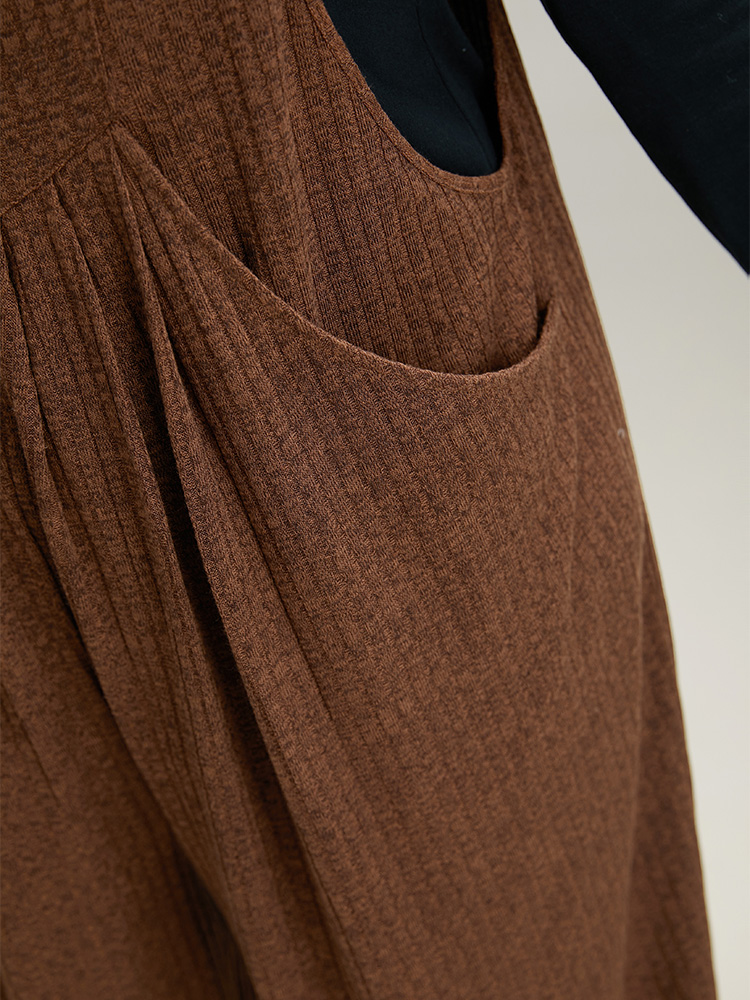 Plus Size DarkBrown Solid Pocket Pleated Adjustable Straps Jumpsuit Women Casual Sleeveless Spaghetti Strap Dailywear Loose Jumpsuits BloomChic 18-20/2X 