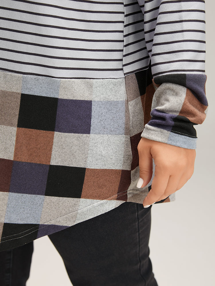 Plus Size Plaid Striped Patchwork Arc HemT-shirt Multicolor Women Casual Contrast Patchwork Round Neck Dailywear T-shirts BloomChic 22-24/3X 