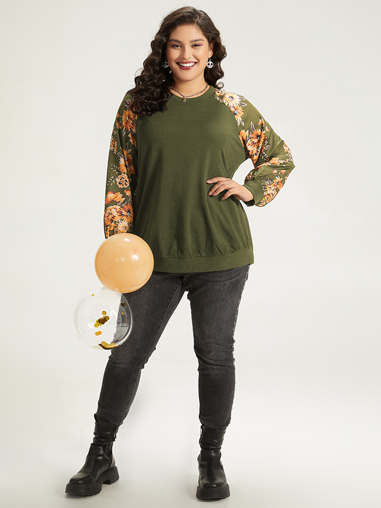 Plus Size Halloween Floral Patchwork Print Raglan Sleeve Sweatshirt Women ArmyGreen Casual Elastic cuffs Round Neck Festival-Halloween Sweatshirts BloomChic 26/4X 