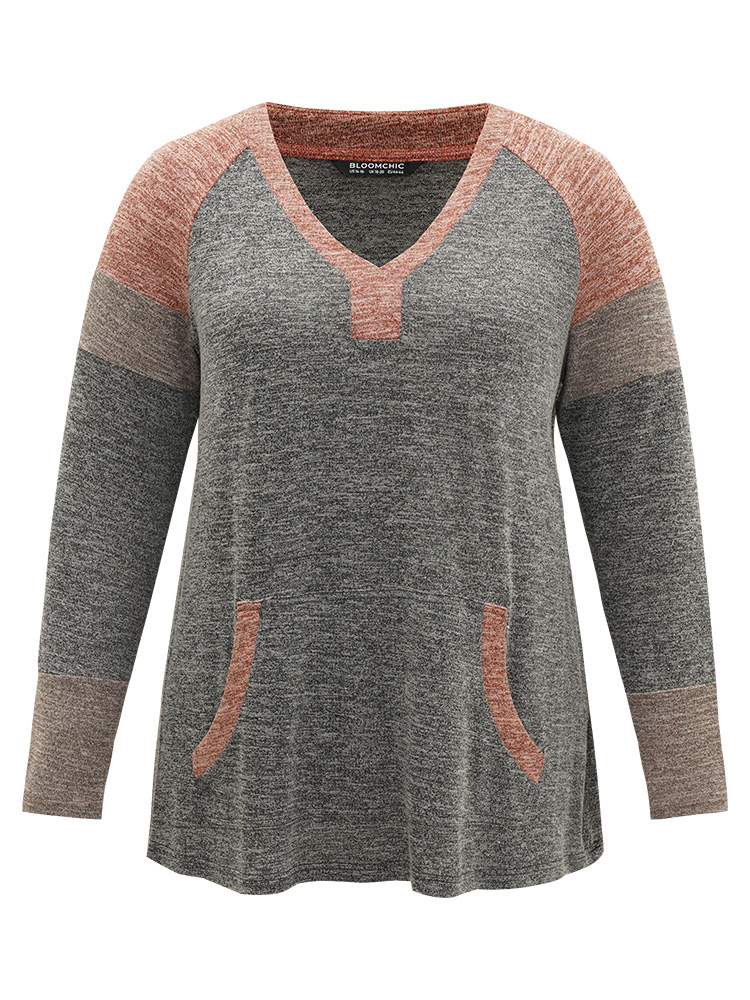 Plus Size Women Dailywear Plain Contrast Raglan sleeve Long Sleeve V-neck Casual T-shirts BloomChic 