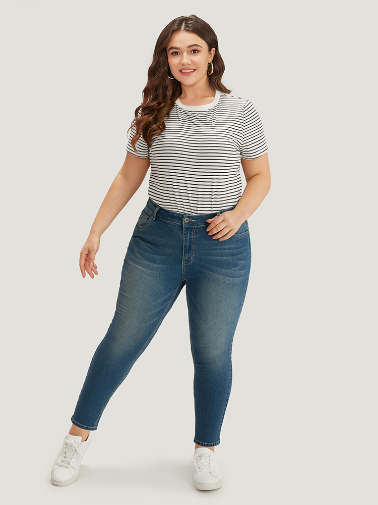 Plus Size Zipper Fly Skinny Medium Wash Jeans Women Cerulean Casual Plain Plain High stretch Pocket Jeans BloomChic 24/3X 