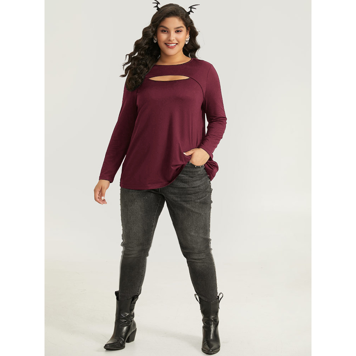 

Plus Size Halloween Supersoft Essentials Solid Cut Out T-shirt Burgundy Women Casual Plain Plain Keyhole Cut-Out Festival-Halloween T-shirts BloomChic