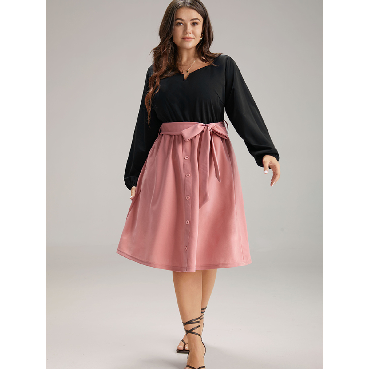 

Plus Size Contrast Patchwork Button Detail Belted Dress Rouge Women Elastic cuffs Notched collar Long Sleeve Curvy Midi Dress BloomChic
