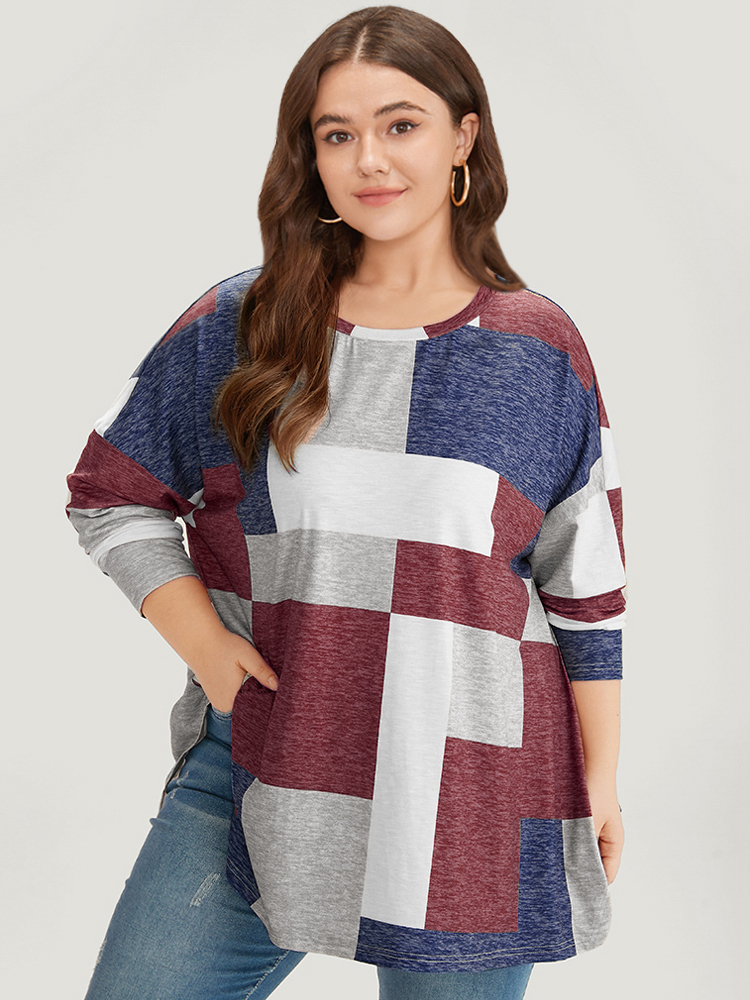 

Plus Size Colorblock Contrast Round Neck Dolman Sleeve T-shirt DarkBlue Women Casual Contrast Colorblock Round Neck Everyday T-shirts BloomChic