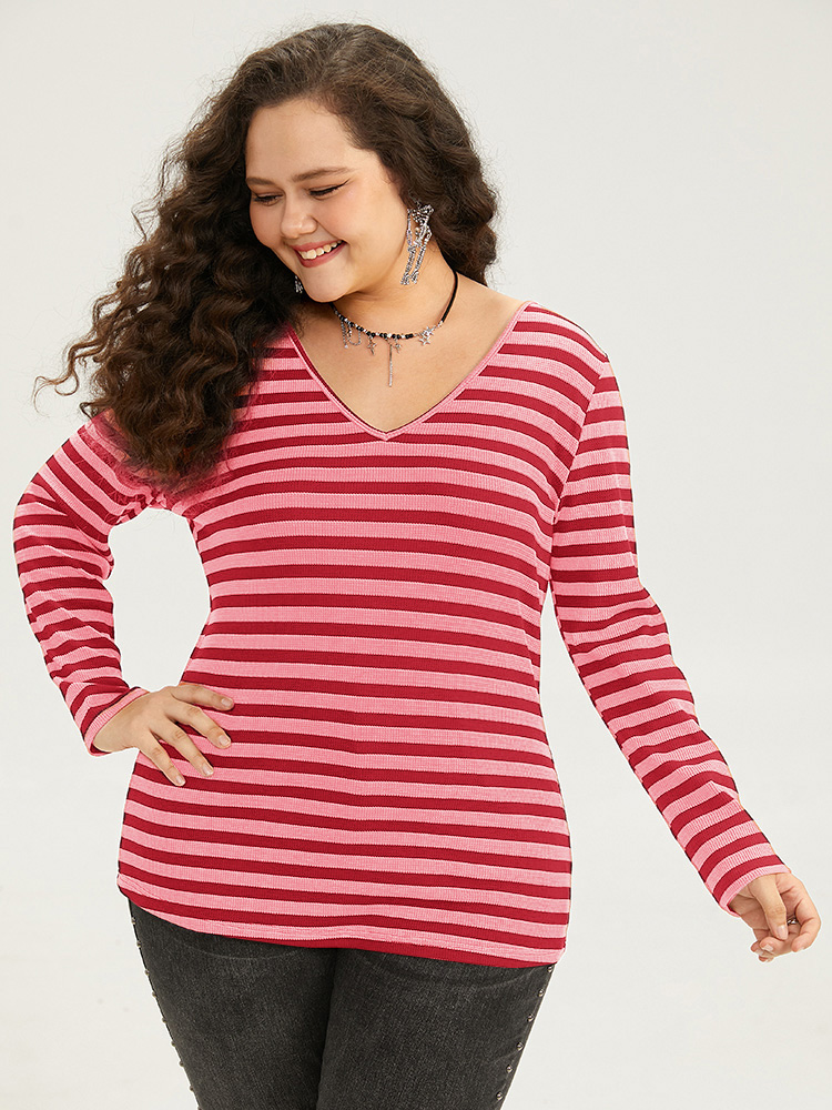 

Plus Size Halloween V Neck Contrast Striped T-shirt Red Women Casual Contrast Striped V-neck Festival-Halloween T-shirts BloomChic