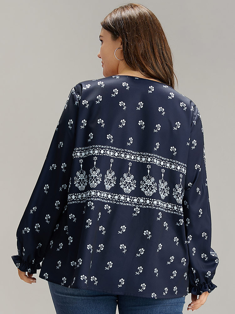 

Plus Size Indigo Bandana Print Flutter Trim Blouse Women Resort Long Sleeve V-neck Vacation Blouses BloomChic