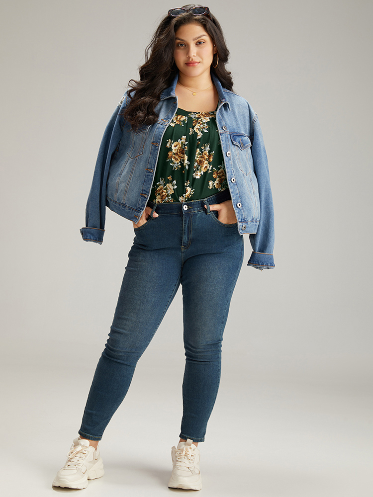 Plus Size Floral Square Neck Plicated Detail Tank Top Women Green Casual Printed Square Neck Dailywear Tank Tops Camis BloomChic 30/6X 