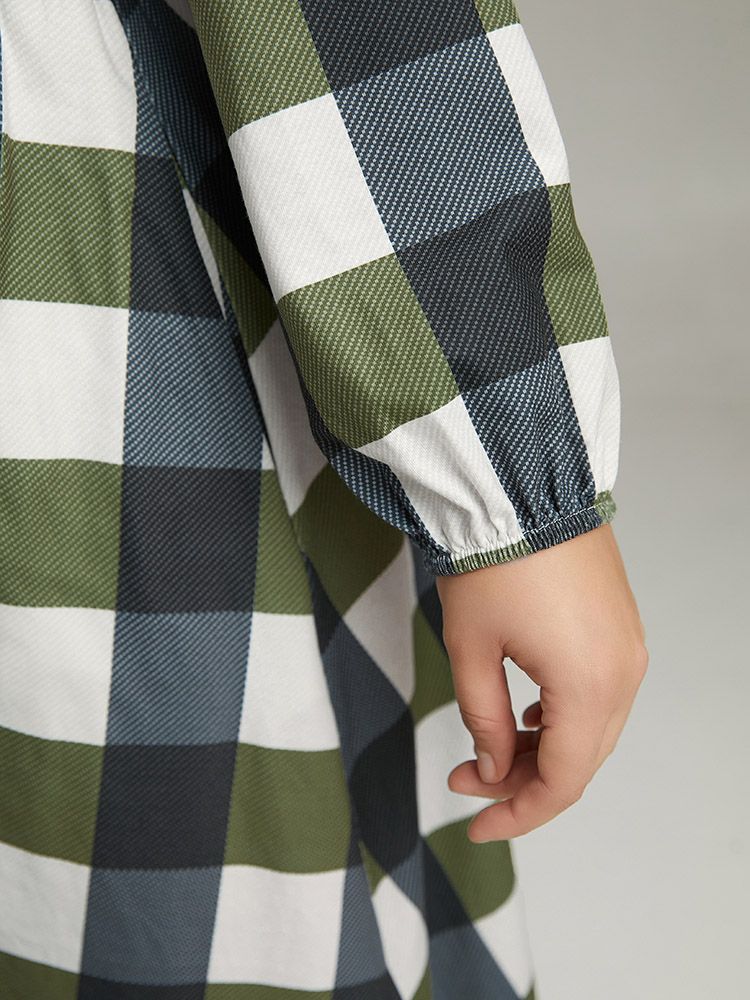 Plus Size Plaid Lantern Sleeve Ruffle Hem Dress DimGray Women Casual Elastic cuffs Scoop Neck Long Sleeve Curvy Midi Dress BloomChic 28/5X 