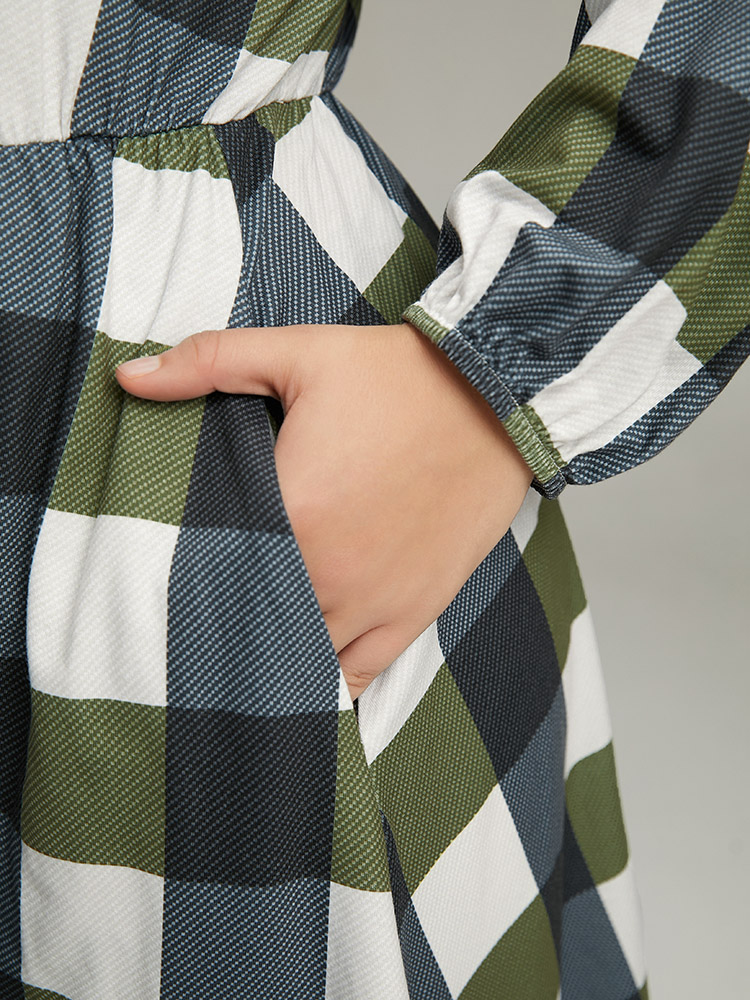 Plus Size Plaid Lantern Sleeve Ruffle Hem Dress DimGray Women Casual Elastic cuffs Scoop Neck Long Sleeve Curvy Midi Dress BloomChic 28/5X 