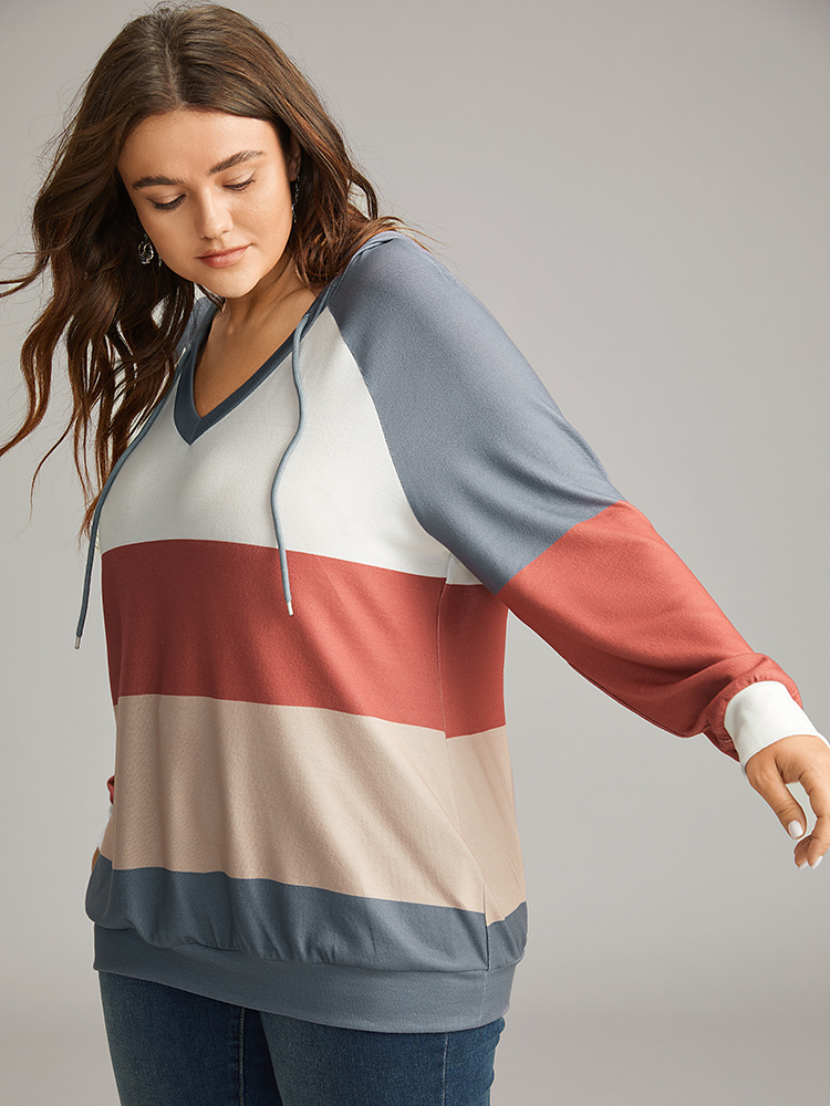 Plus Size Colorblock Contrast Hooded Drawstring Sweatshirt Women Multicolor Casual Contrast Hooded Dailywear Sweatshirts BloomChic 12/L 