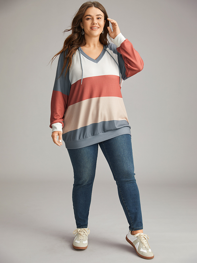 Plus Size Colorblock Contrast Hooded Drawstring Sweatshirt Women Multicolor Casual Contrast Hooded Dailywear Sweatshirts BloomChic 12/L 