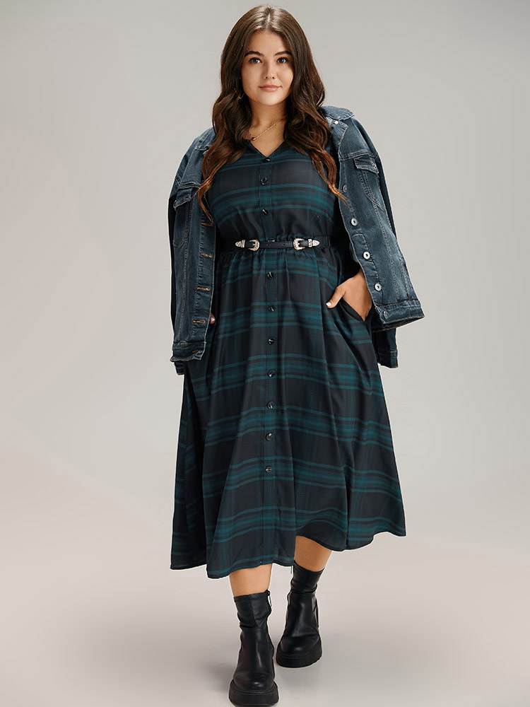 

Plus Size Plaid Button Detail Notched Tab Sleeve Dress Indigo Women Casual Printed Notched collar Long Sleeve Curvy Midi Dress BloomChic