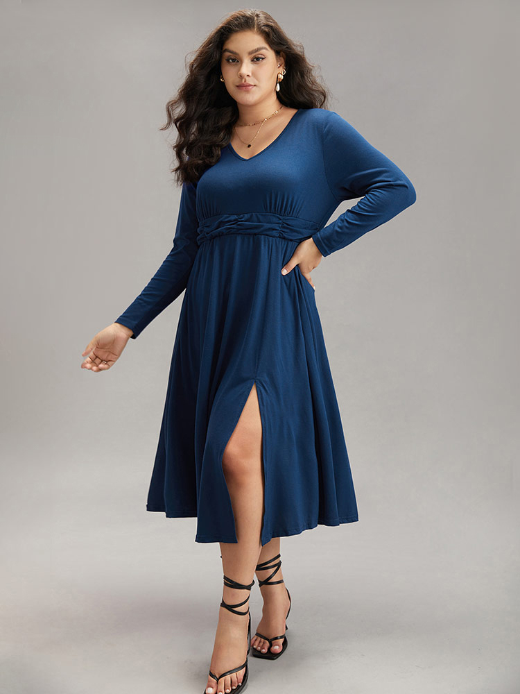 

Plus Size Supersoft Essentials Ruched Split Side Dress DarkBlue Women Elegant Plain V-neck Long Sleeve Curvy Midi Dress BloomChic