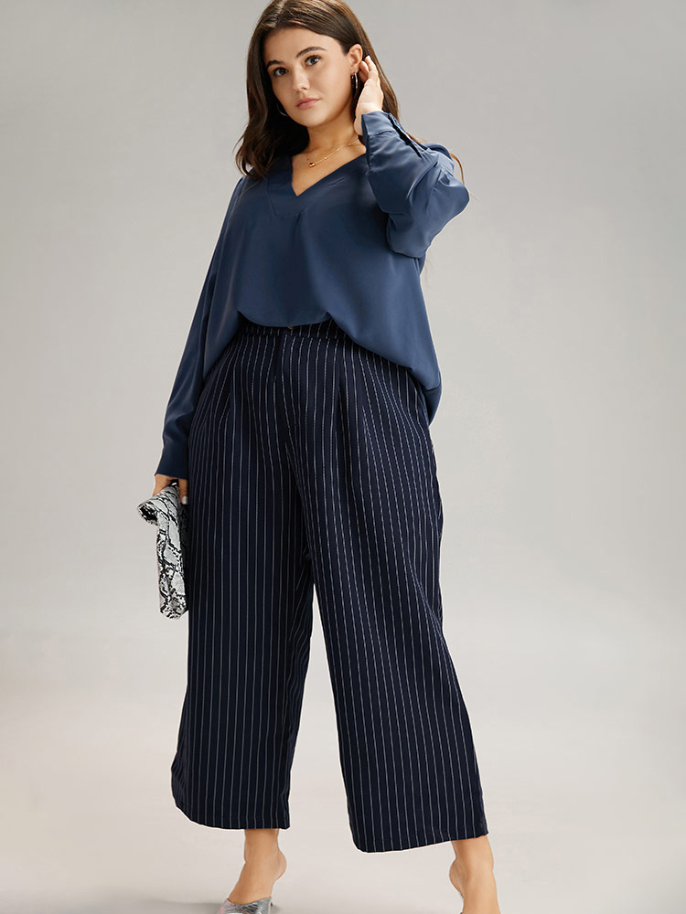 Plus Size Women Work Plain Plain Regular Sleeve Long Sleeve V-neck Office Blouses BloomChic 