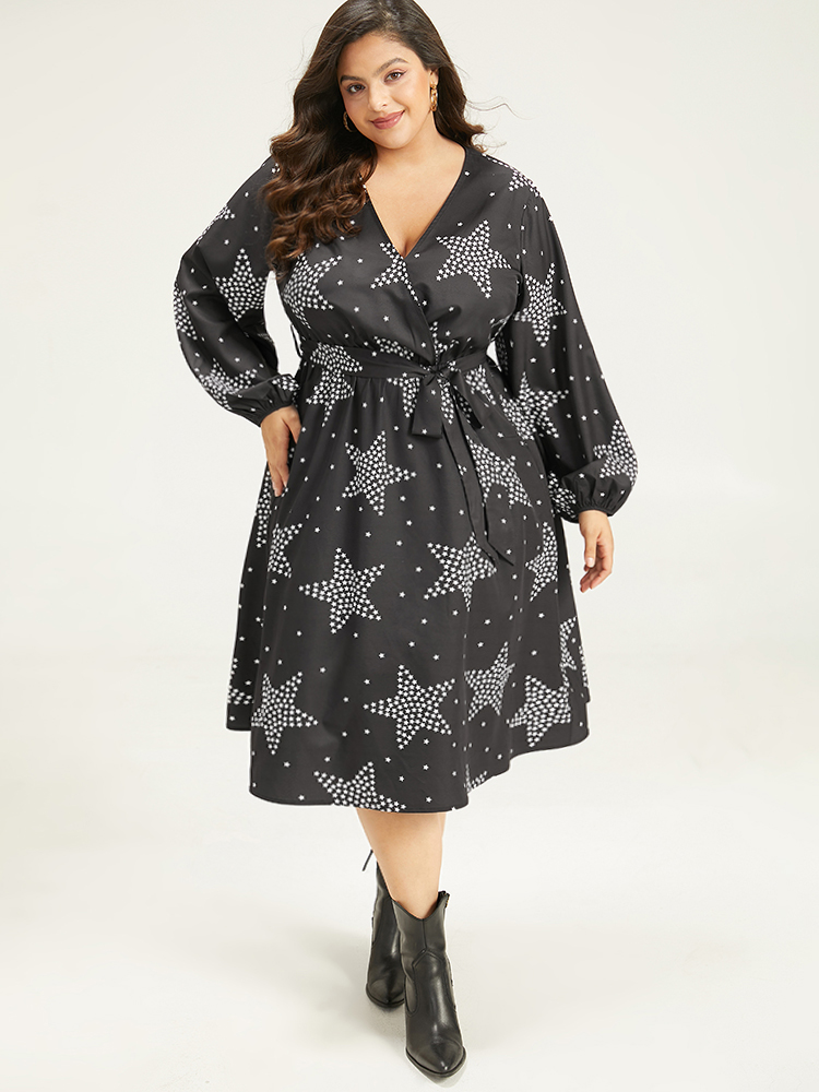 Plus Size Women Dailywear Star and moon Elastic cuffs Lantern Sleeve Long Sleeve V-neck Pocket Belt Casual Dresses BloomChic 